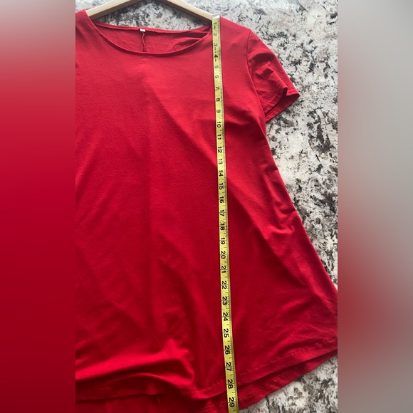 Red T-Shirt Dress. Size Medium - Picture 3 of 4